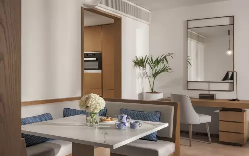 Family Garden Suite, Dining Area